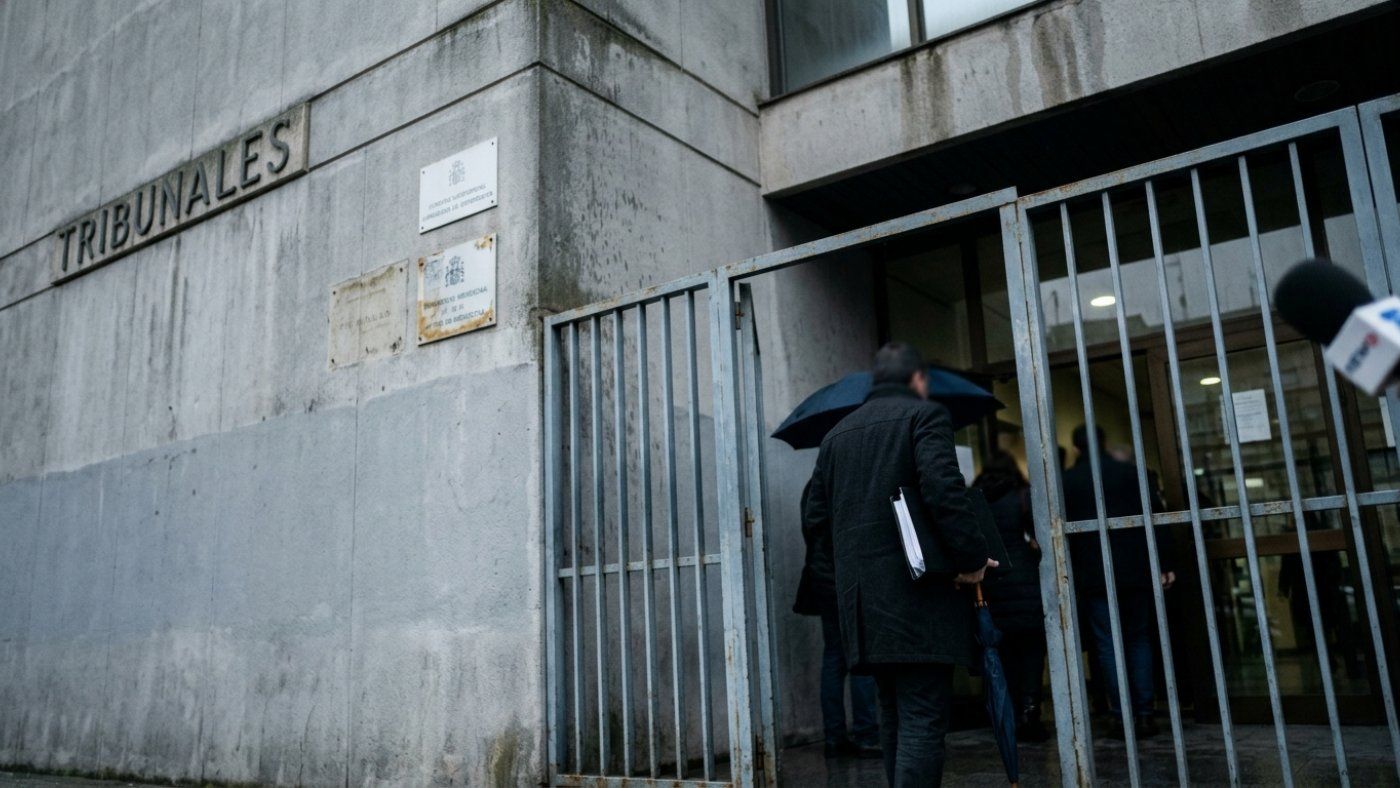 la misma fiscal que la protege como victima ahora  2026 05 13 00 08 07