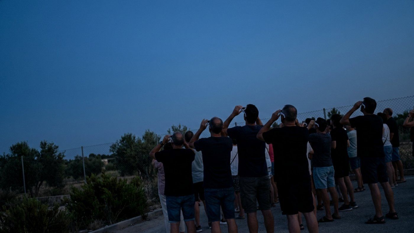 The City Council prepares Cambrils to receive 4,000 people for an eclipse whose total phase lasts barely a minute